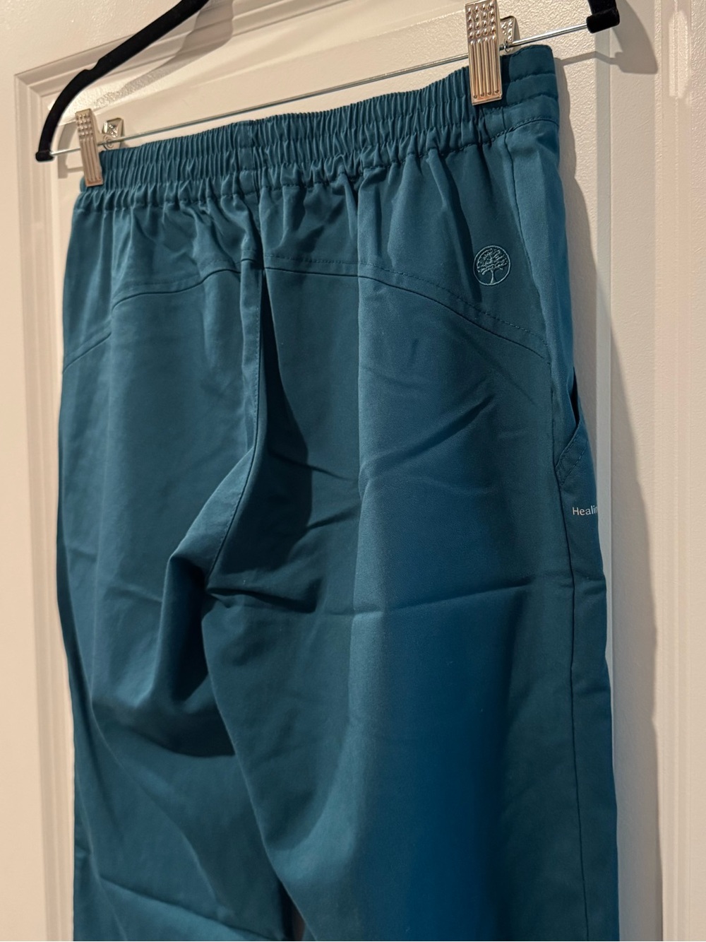 XS 2Pc Scrub Set Healing Hands Caribbean Teal - Picture 10 of 13